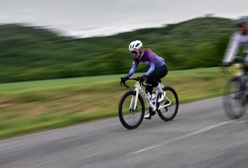 Jóga pro cyklisty: jak zpomalit a posílit namáhané tělo
