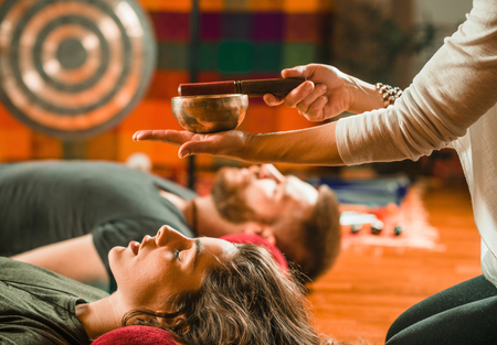 Gongová lázeň a soundhealing: léčivá síla vibrací