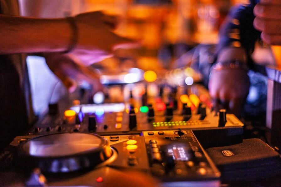 Vyzkoušejte 4beats yogu a zažijte meditaci v pohybu